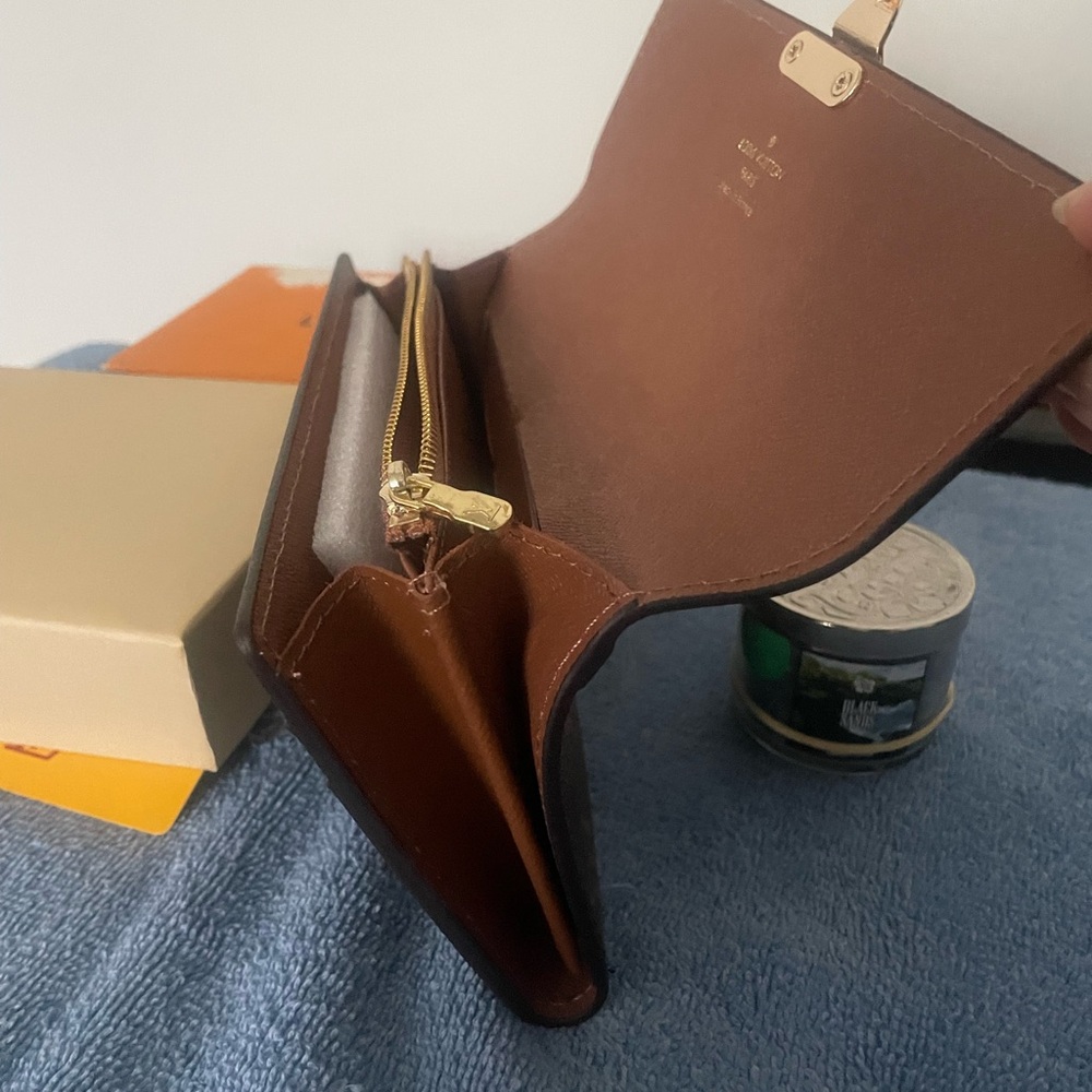 Elegant Brown Leather Wallet